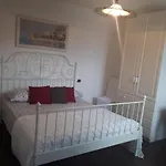 Silvi Piscina Sauna E Hot Tub Bed and Breakfast