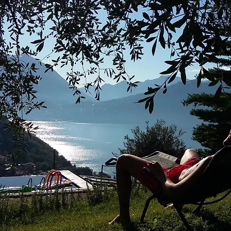 Bed & Breakfast Silvi Piscina Sauna E Hot Tub Perledo