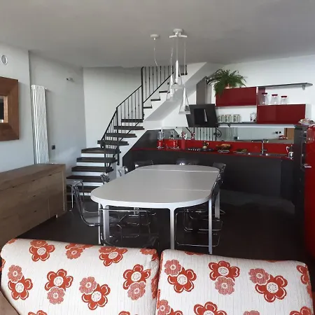 Silvi Piscina Sauna E Hot Tub Bed & Breakfast Perledo