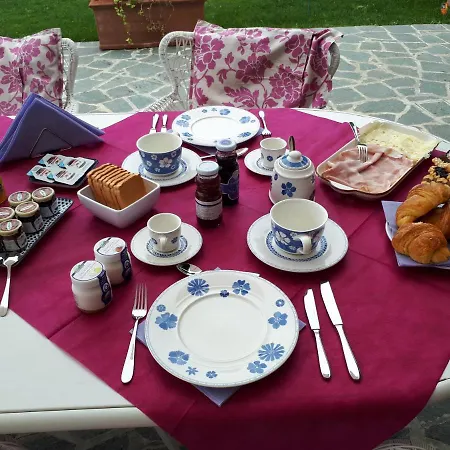 Silvi Piscina Sauna E Hot Tub Bed & Breakfast Perledo