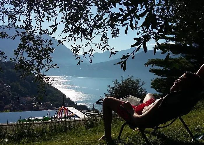 Bed and Breakfast Silvi Piscina Sauna E Hot Tub Perledo