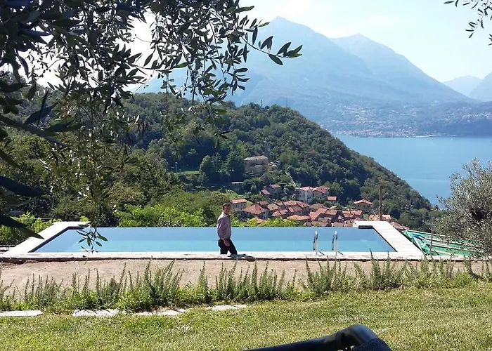 Bed and Breakfast Silvi Piscina Sauna E Hot Tub 4*