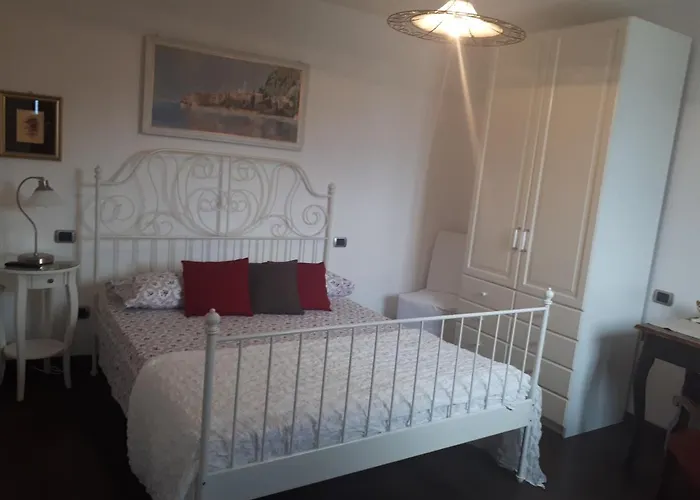 Silvi Piscina Sauna E Hot Tub Bed and Breakfast