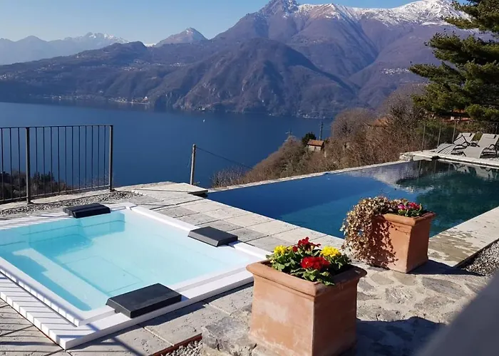 Silvi Piscina Sauna E Hot Tub Bed and Breakfast 4*